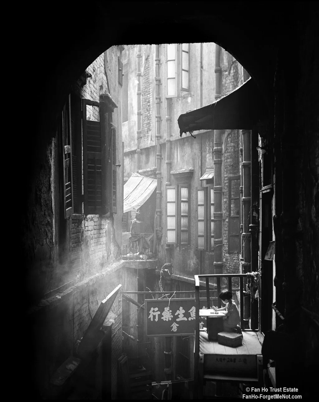 Hong Kong Yesterday — Fan Ho Photography